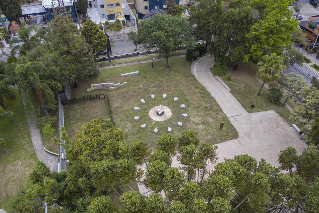 Curitiba ganha um jardim com araucárias preservadas – Revista – Imóvel